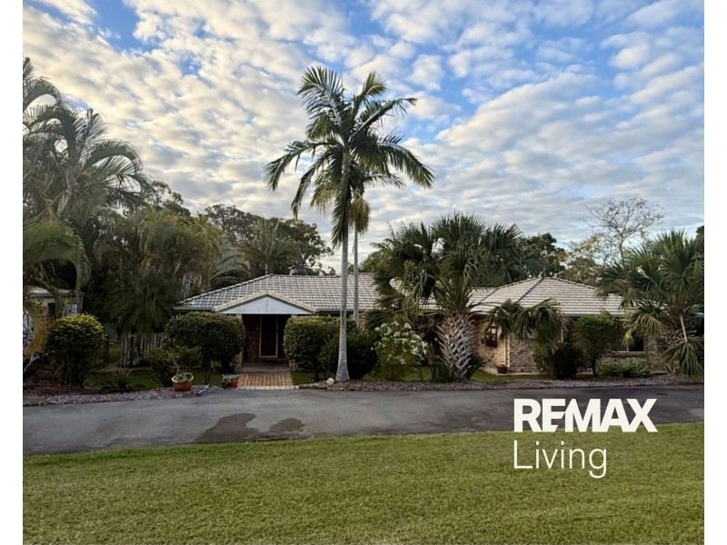 110-112 Madeline Drive, Morayfield QLD 4506