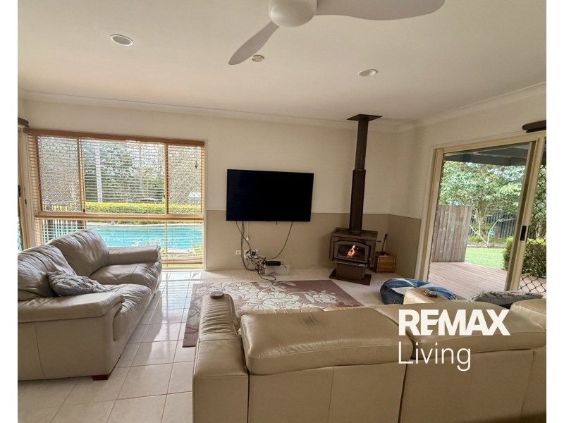110-112 Madeline Drive, Morayfield QLD 4506