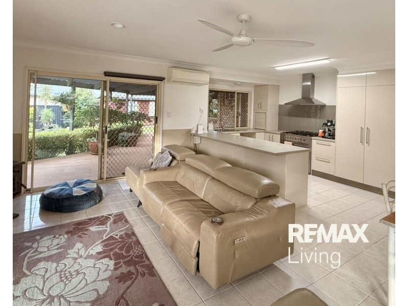 110-112 Madeline Drive, Morayfield QLD 4506