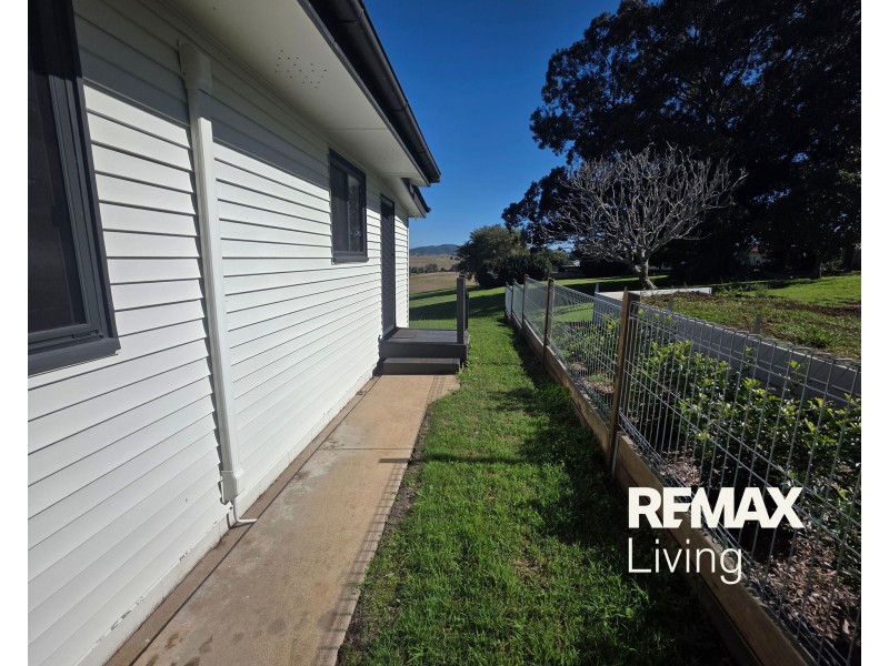 89 Kennedy Street, Kilcoy QLD 4515