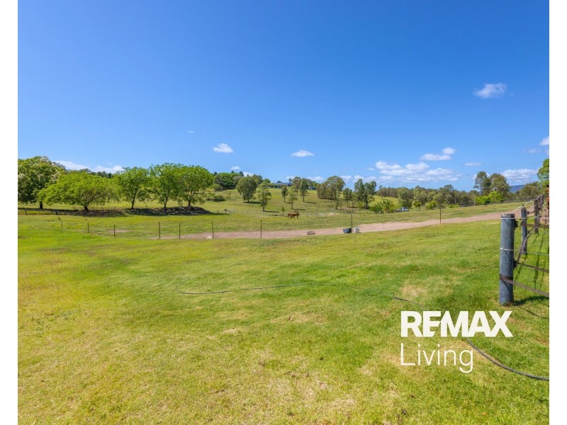 39 Jayen Drive, Royston QLD 4515