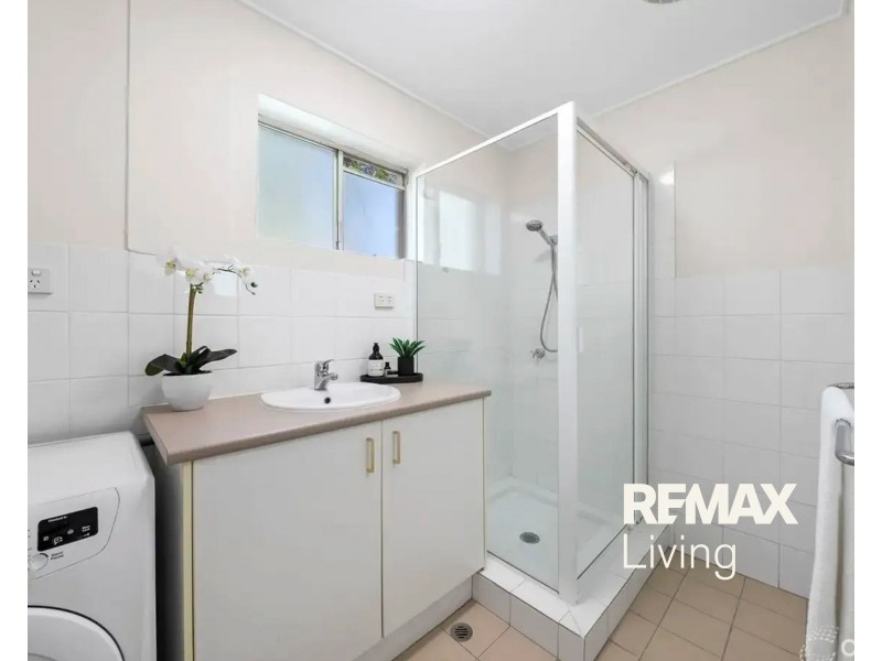11/104 Gailey Road, St Lucia QLD 4067