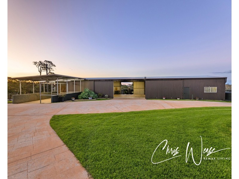 81 Settlement Road, Mount Mee QLD 4521