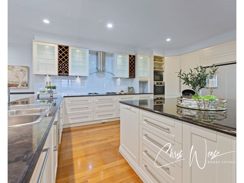81 Settlement Road, Mount Mee QLD 4521