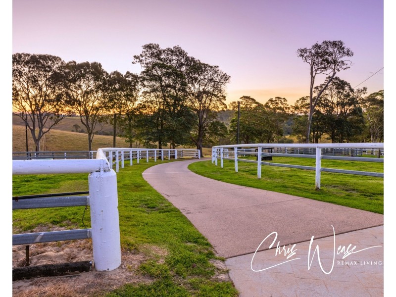 81 Settlement Road, Mount Mee QLD 4521