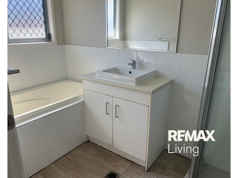 6 Pioneer Court, Woolmar QLD 4515