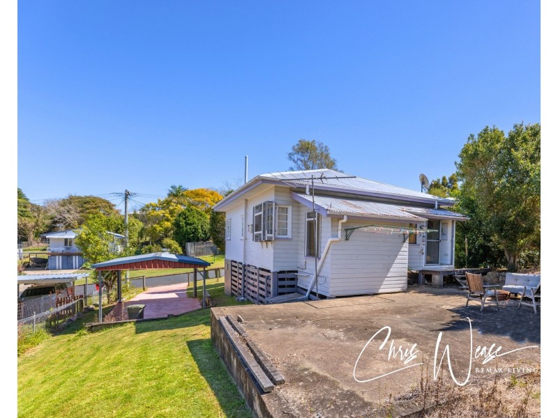 30 Robson Street, Kilcoy QLD 4515