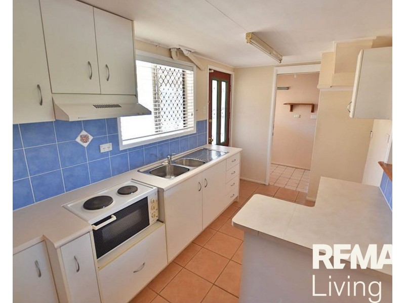 13 Wattle Street, Kallangur QLD 4503