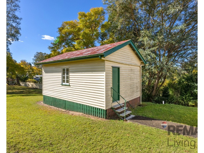 72 William Street, Kilcoy QLD 4515