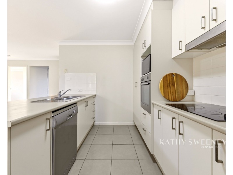8 Basalt Street, Caboolture QLD 4510
