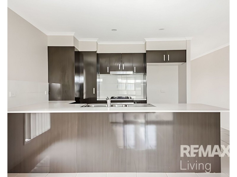 2/14a Mint Crescent, Griffin QLD 4503