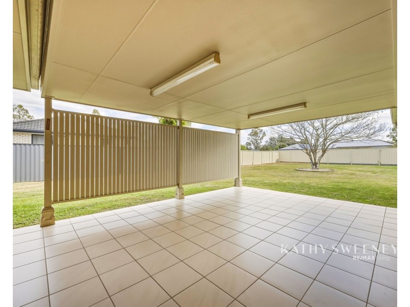 15 Beatrice Place, Burpengary QLD 4505