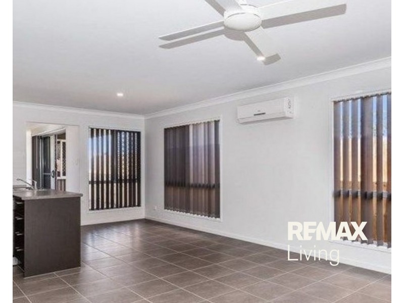1/33 Jones Street, Rothwell QLD 4022