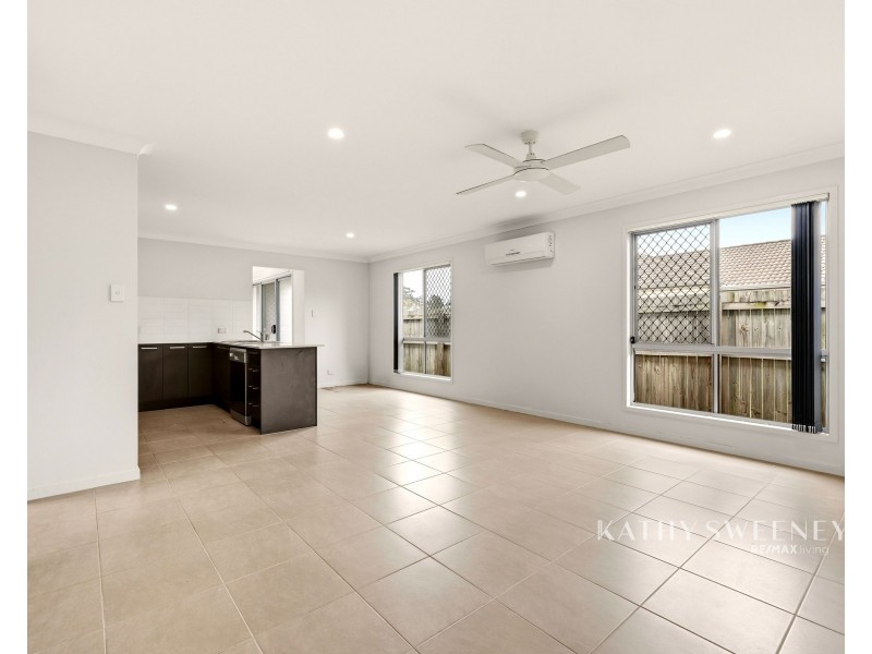 33 Jones Street, Rothwell QLD 4022