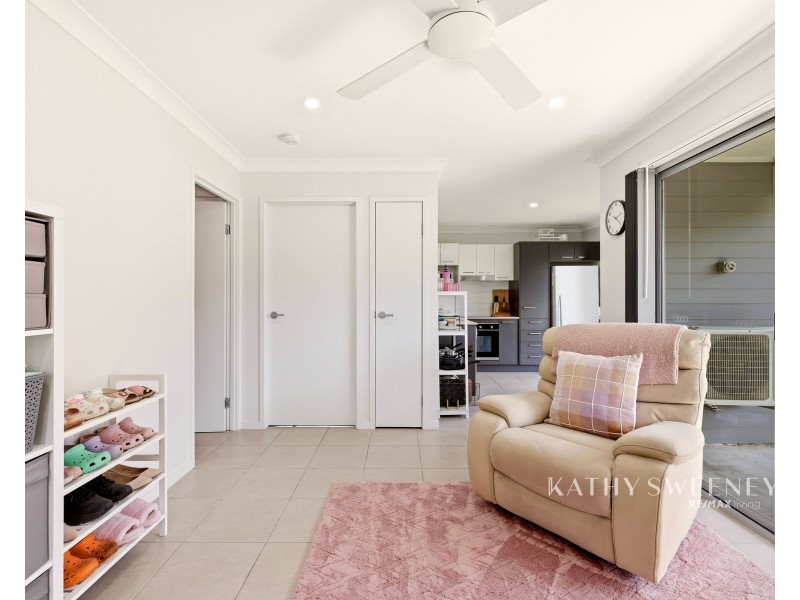 33 Jones Street, Rothwell QLD 4022