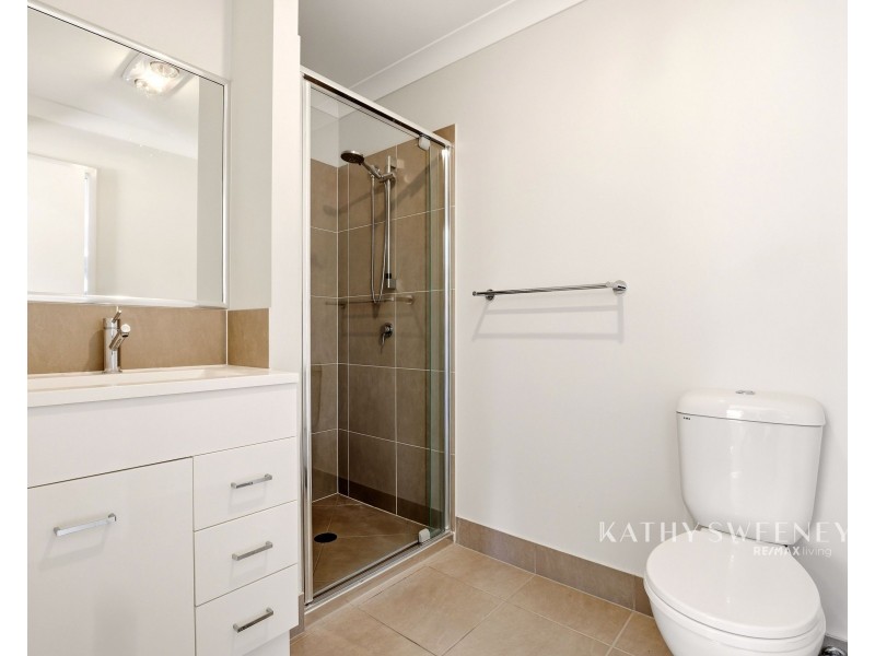 33 Jones Street, Rothwell QLD 4022