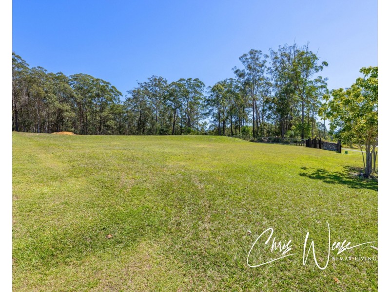 2 Twin Oaks Court, Woodford QLD 4514