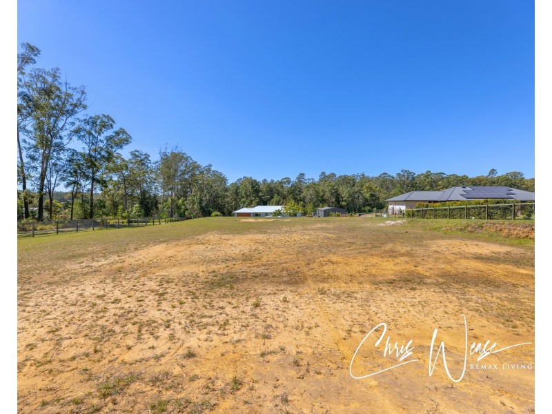 2 Twin Oaks Court, Woodford QLD 4514