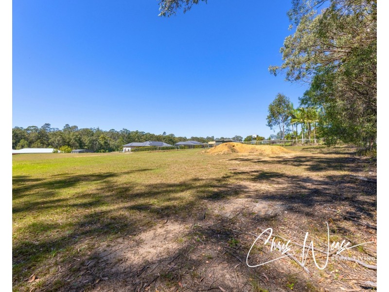 2 Twin Oaks Court, Woodford QLD 4514