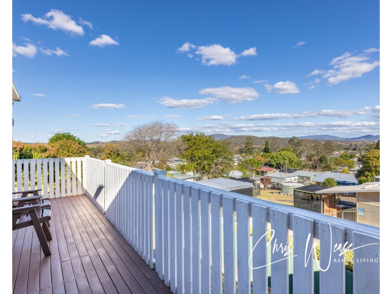 30 Brown Street, Kilcoy QLD 4515