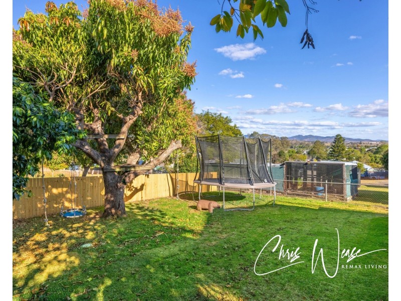 30 Brown Street, Kilcoy QLD 4515