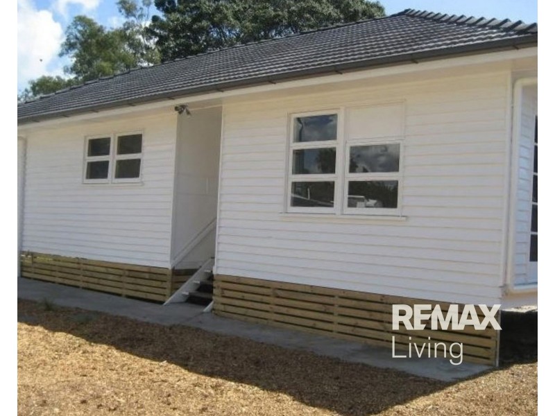 868A Beachmere Road, Beachmere QLD 4510