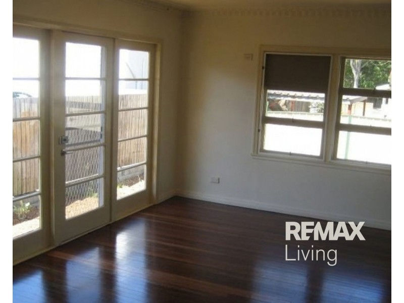 868A Beachmere Road, Beachmere QLD 4510