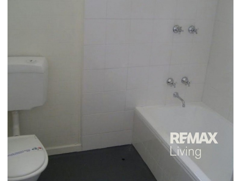 868A Beachmere Road, Beachmere QLD 4510