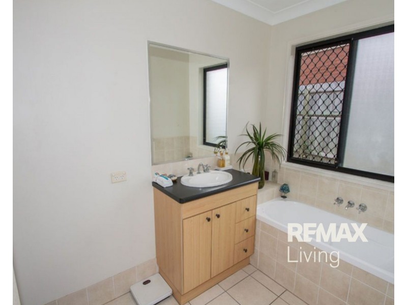 6 Arina Place, Deception Bay QLD 4508