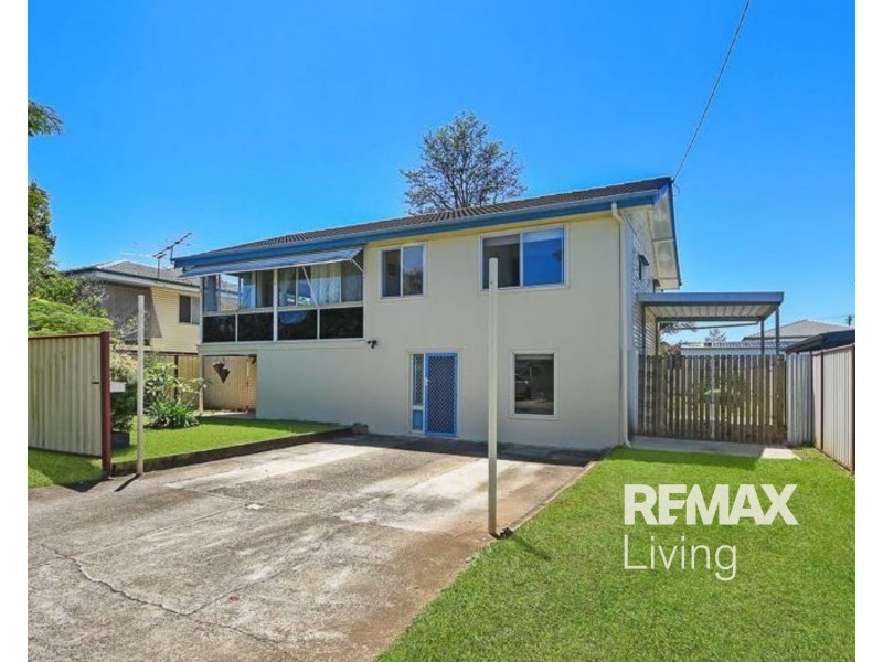 9 Golden Avenue, Kallangur QLD 4503