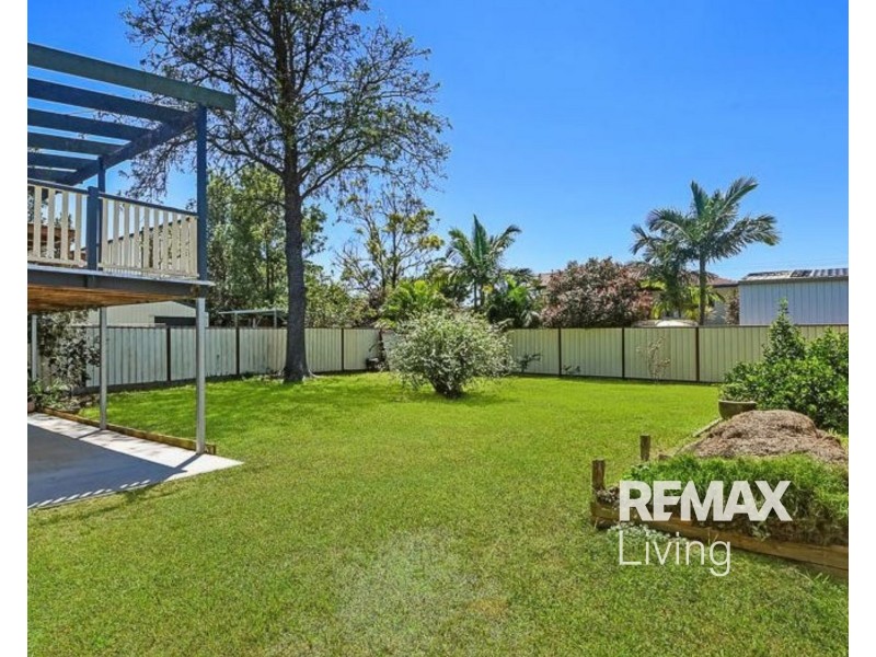 9 Golden Avenue, Kallangur QLD 4503