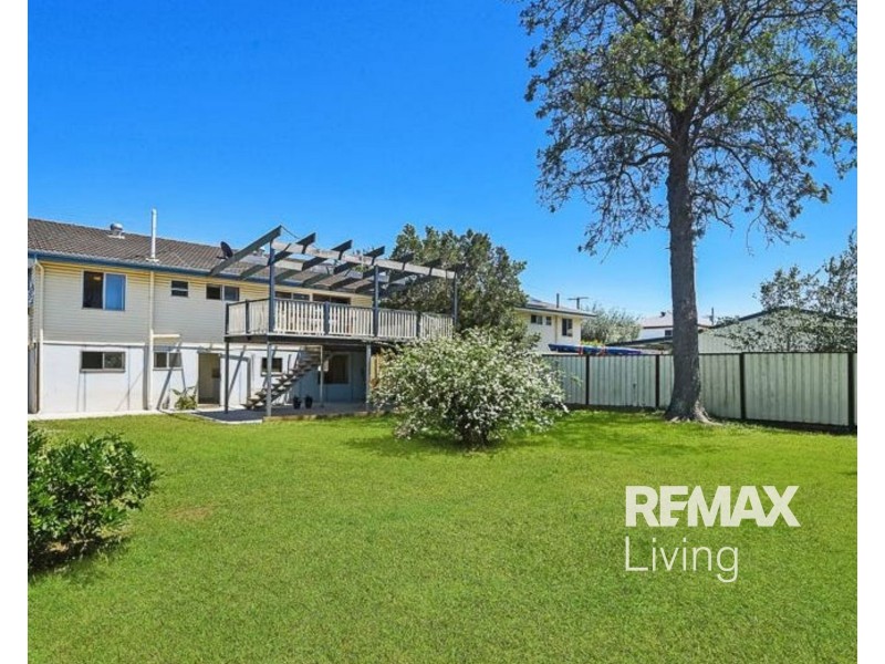 9 Golden Avenue, Kallangur QLD 4503