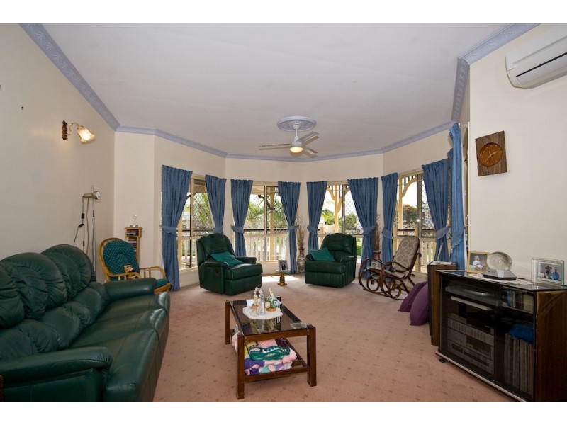 17 Giles Chase, Narangba QLD 4504