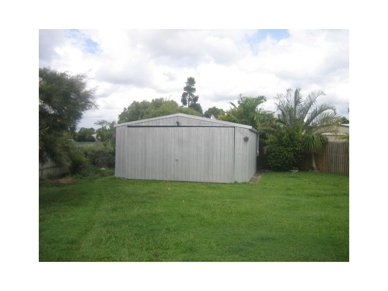19 Crestwell Close, Morayfield QLD 4506