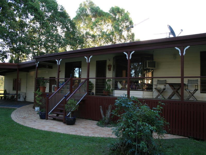 67 Newman Rd, Beachmere QLD 4510