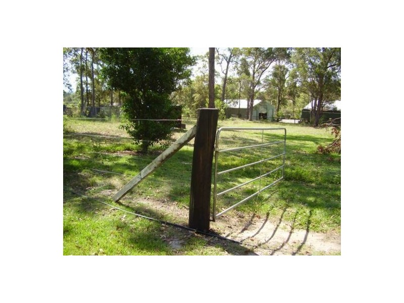 100 Madeline Drive, Morayfield QLD 4506