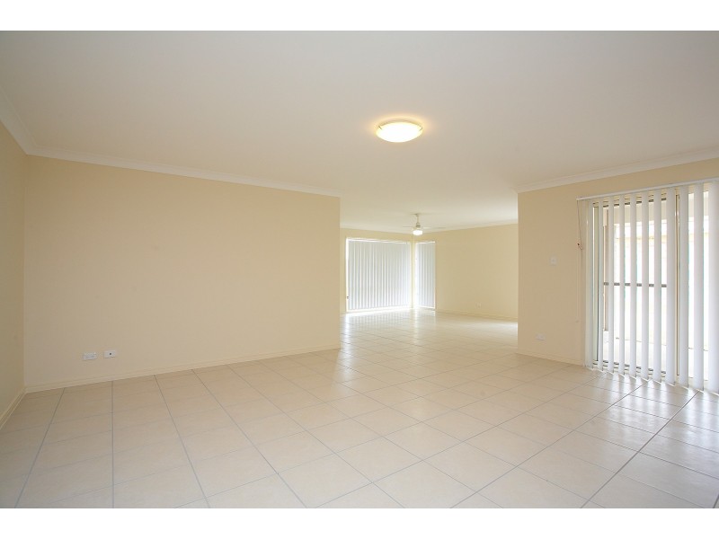 35  Summerfields Dr, Caboolture QLD 4510
