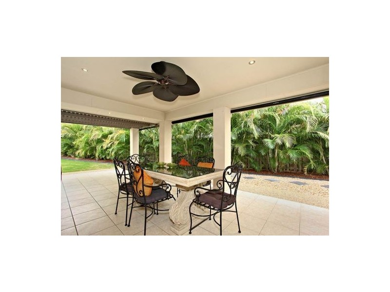 7 Lookout Place, Narangba QLD 4504