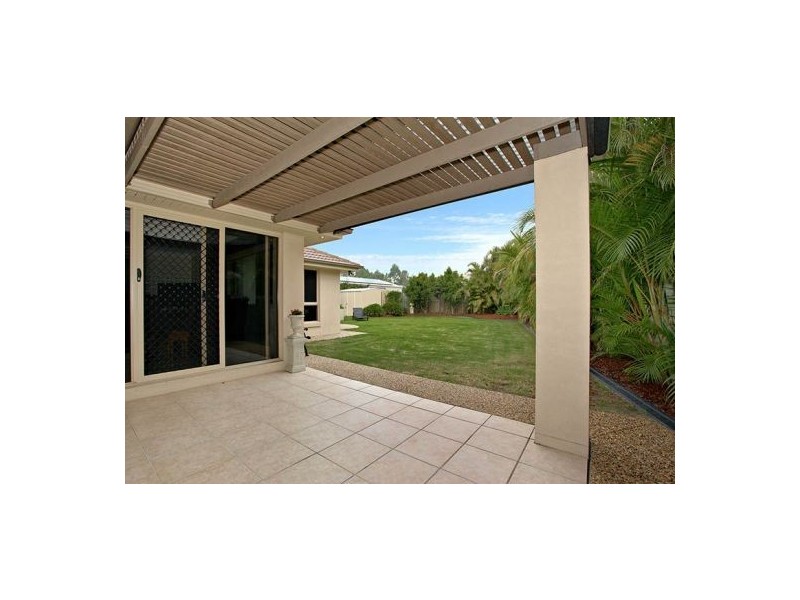 7 Lookout Place, Narangba QLD 4504