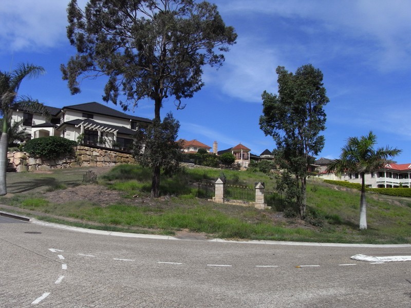 17 Kingshand Dr, Murrumba Downs QLD 4503