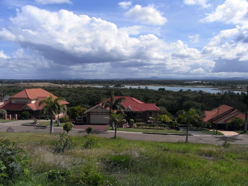 17 Kingshand Dr, Murrumba Downs QLD 4503