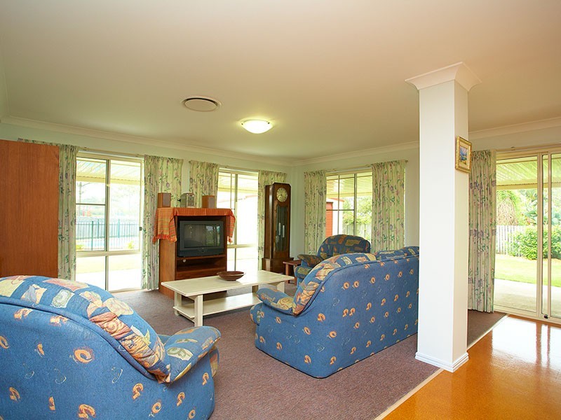 4 Corelli Crt, Burpengary QLD 4505