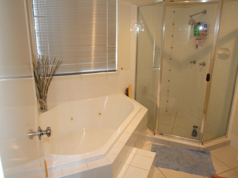 North Lakes QLD 4509