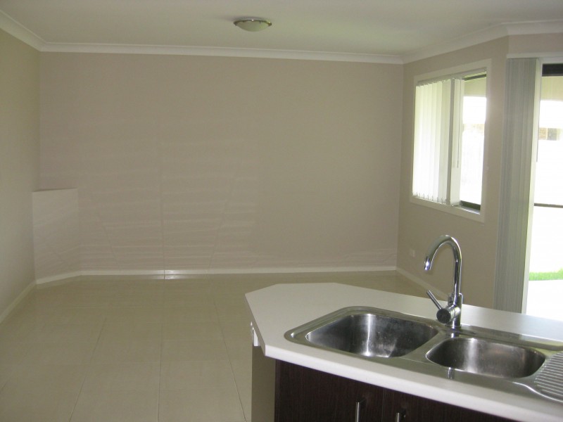 18 Dicarlo Drive, Morayfield QLD 4506