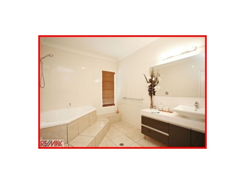 115 Mallard Court, Upper Caboolture QLD 4510