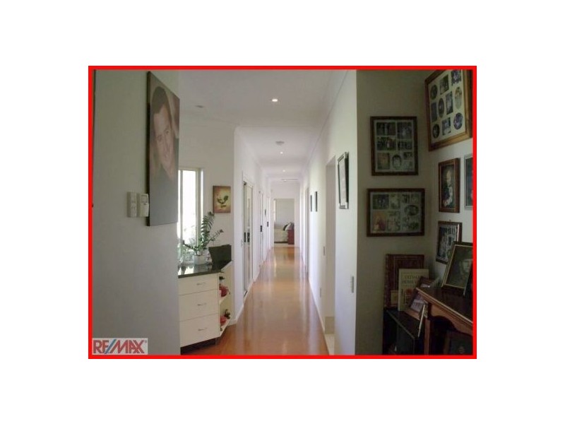 115 Mallard Court, Upper Caboolture QLD 4510