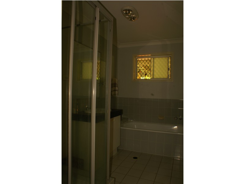 13 Poplar Court, Morayfield QLD 4506