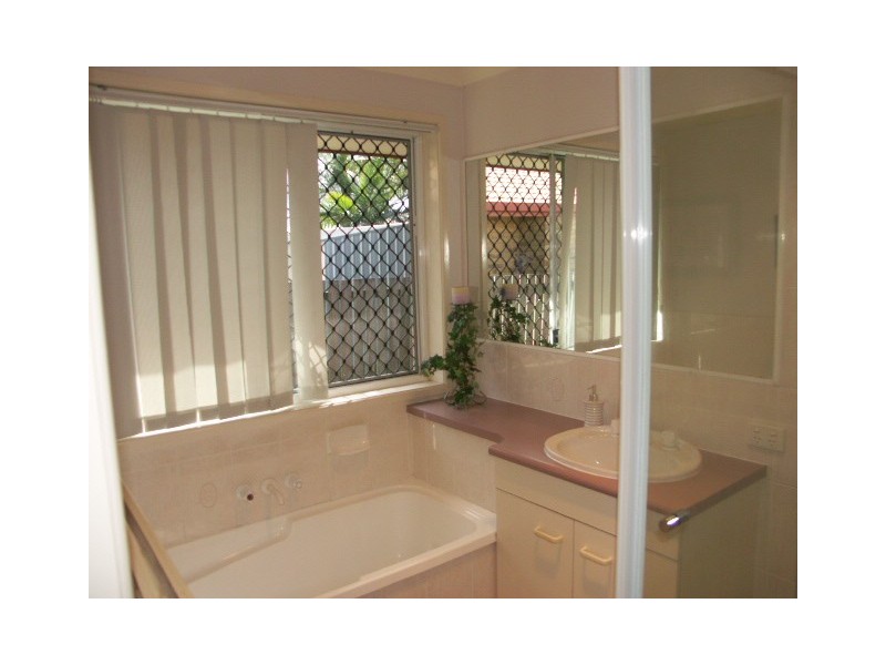 25 SUMMERFIELDS DRIVE, Caboolture QLD 4510