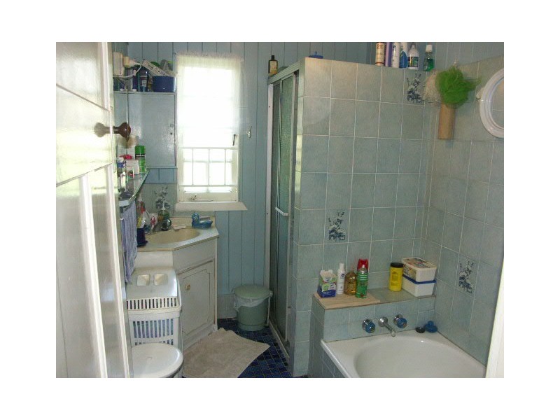 14 BERTHA ST, Caboolture QLD 4510