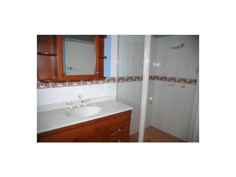 5 LANSVALE ST, Mitchelton QLD 4053